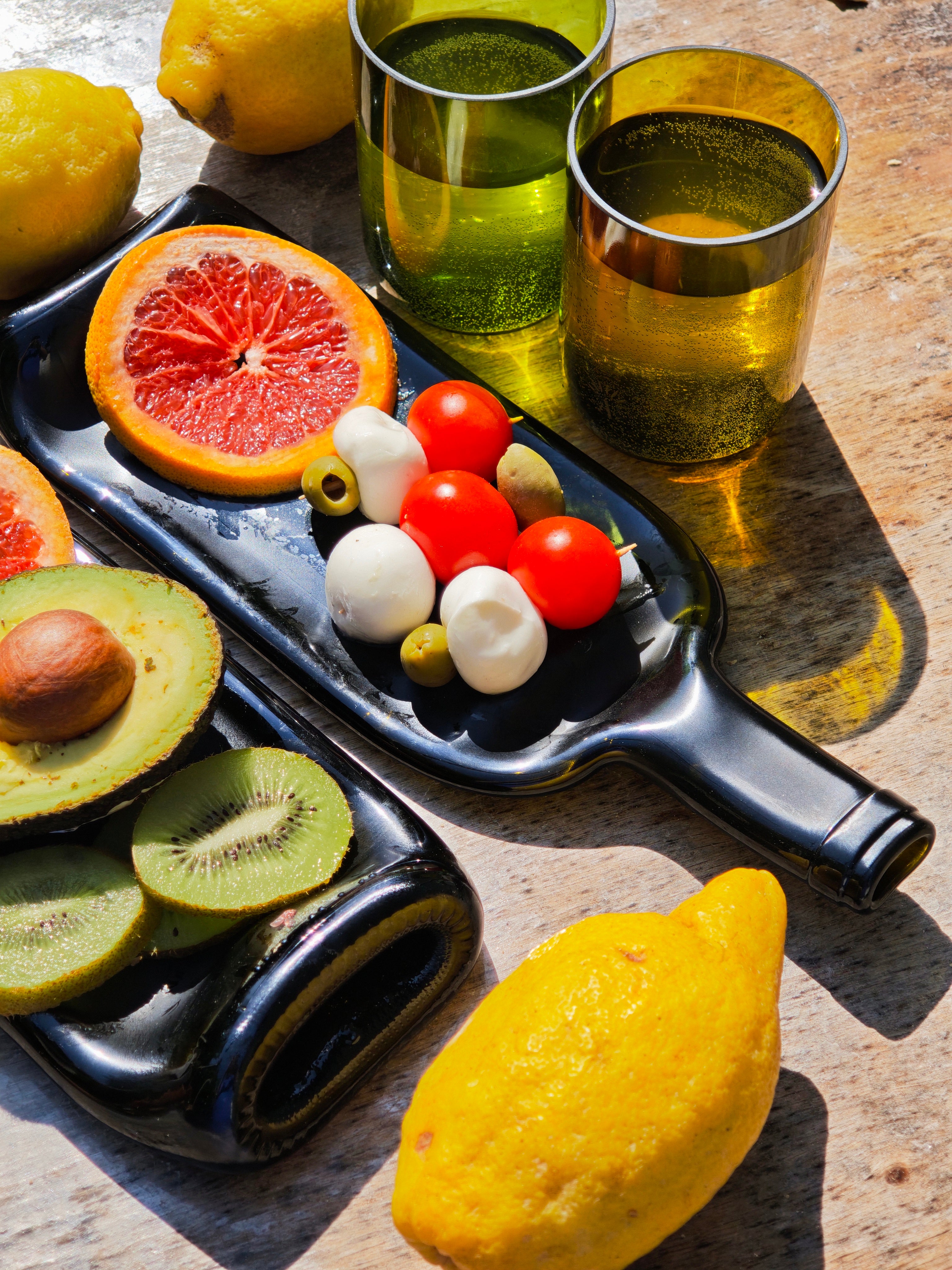 Vassoio | Bottiglia di vino schiacciata