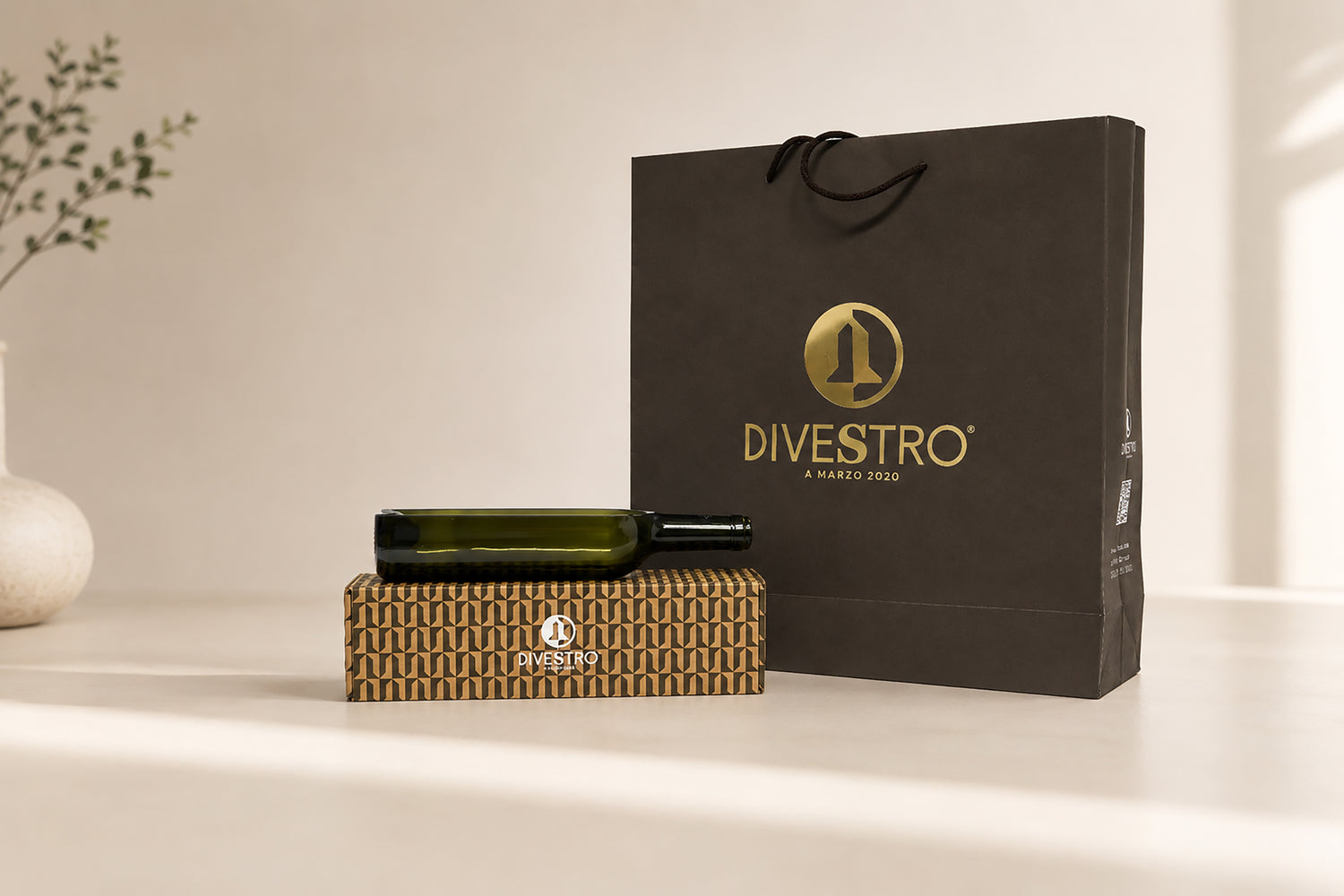 Tray | Crushed wine bottle