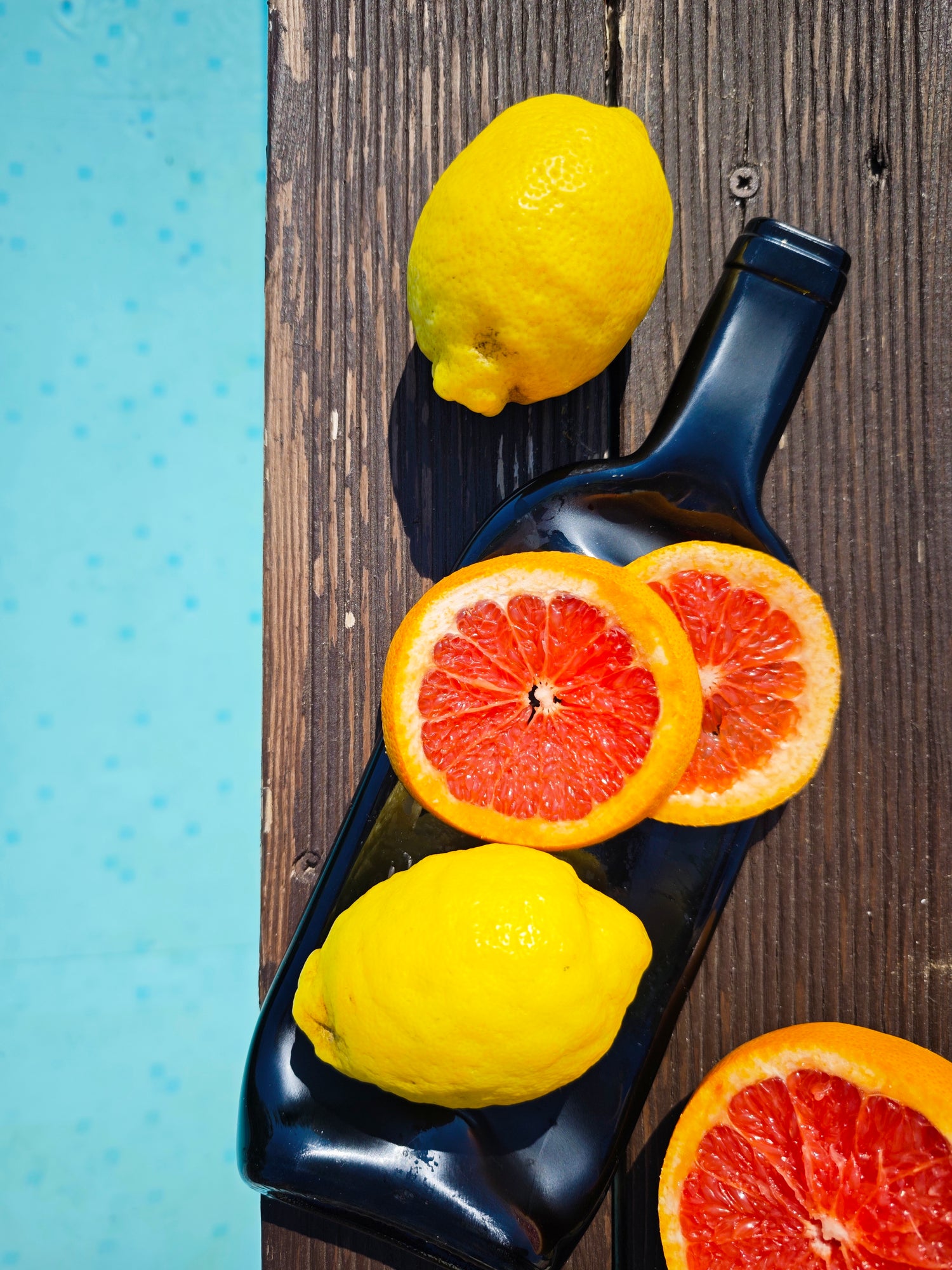 Vassoio | Bottiglia di vino schiacciata