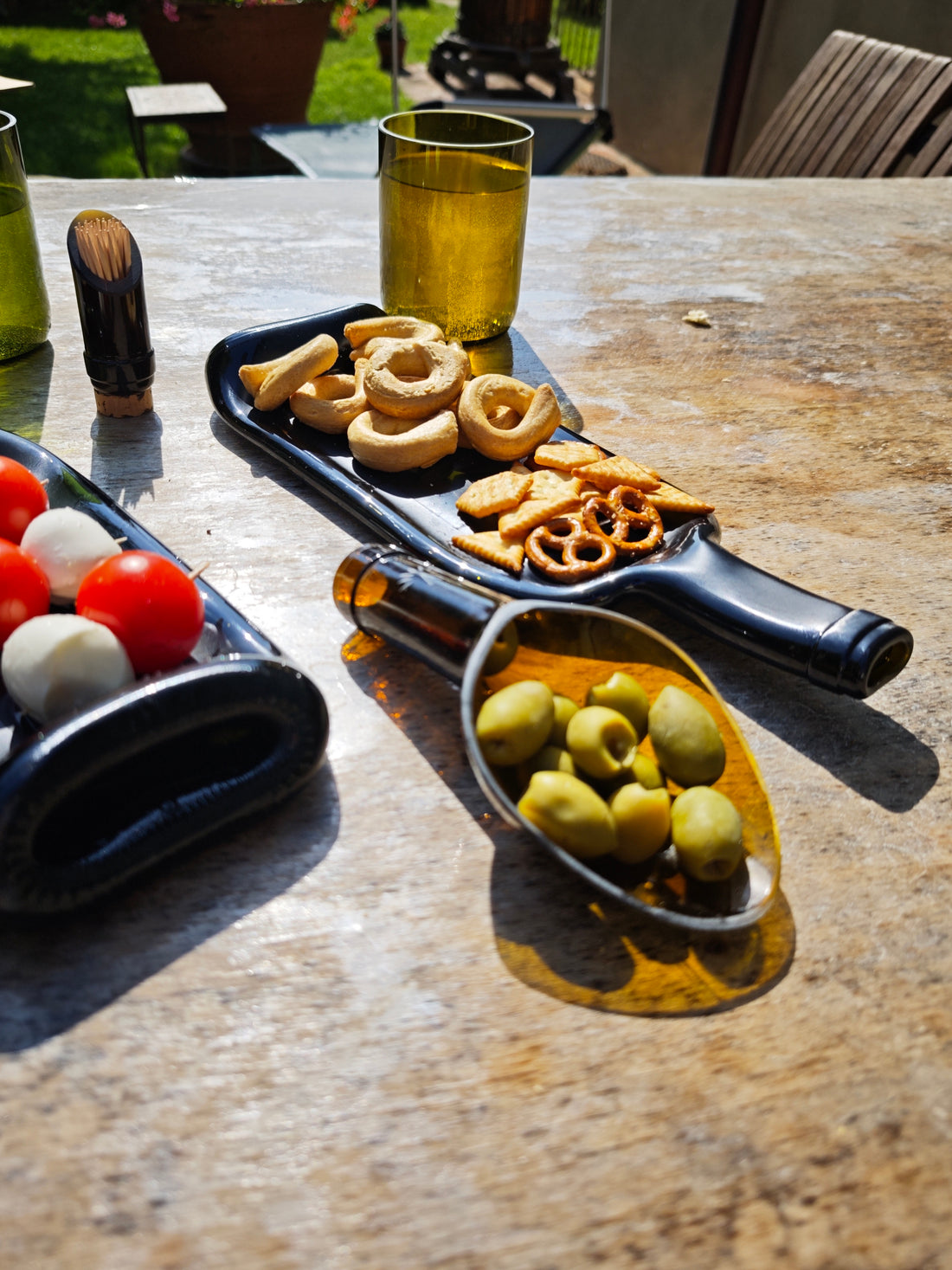 Appetizer Box | 1 Flat tray, 3 finger food spoons and 1 toothpick holder
