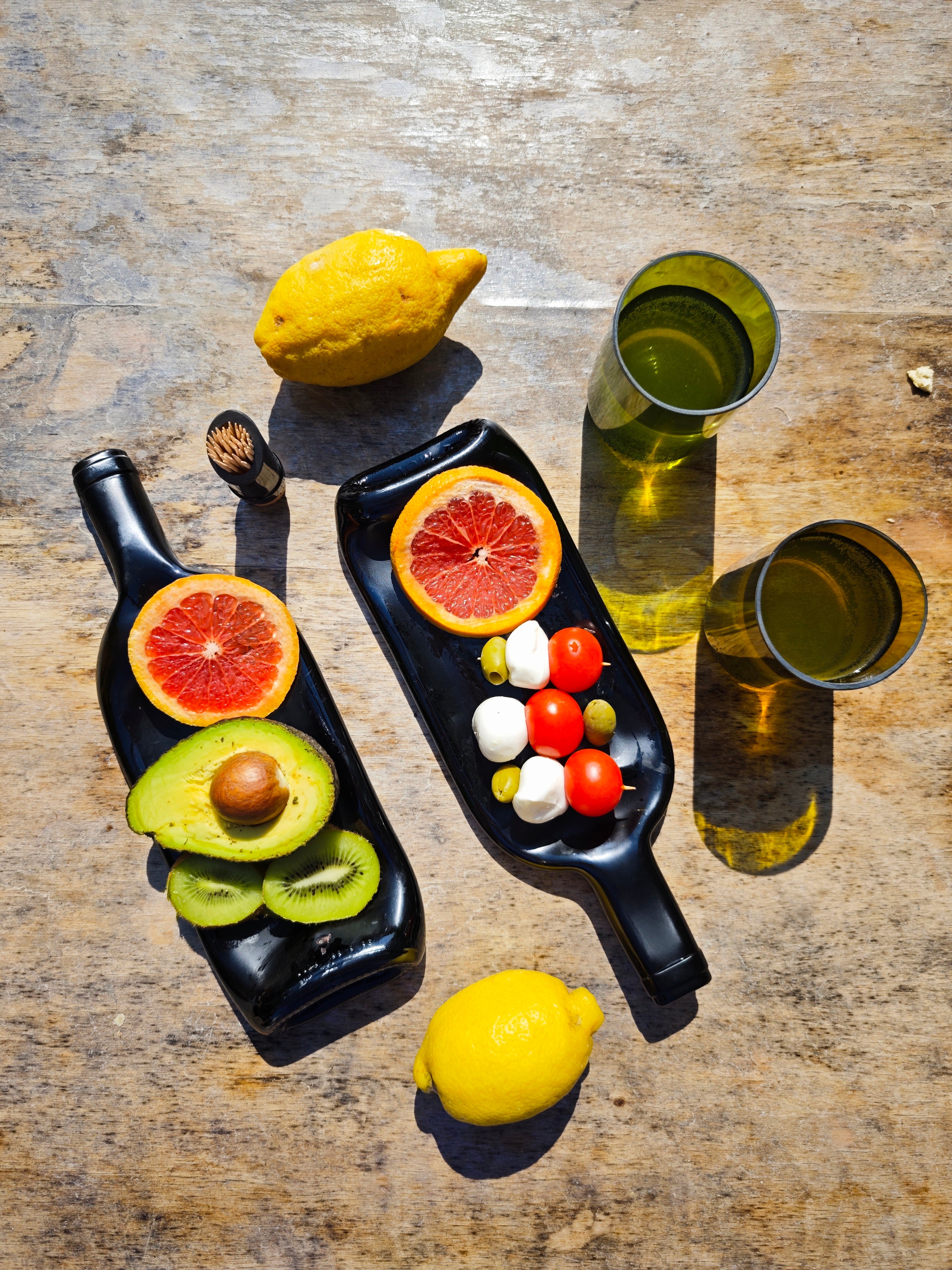 Vassoio | Bottiglia di vino schiacciata