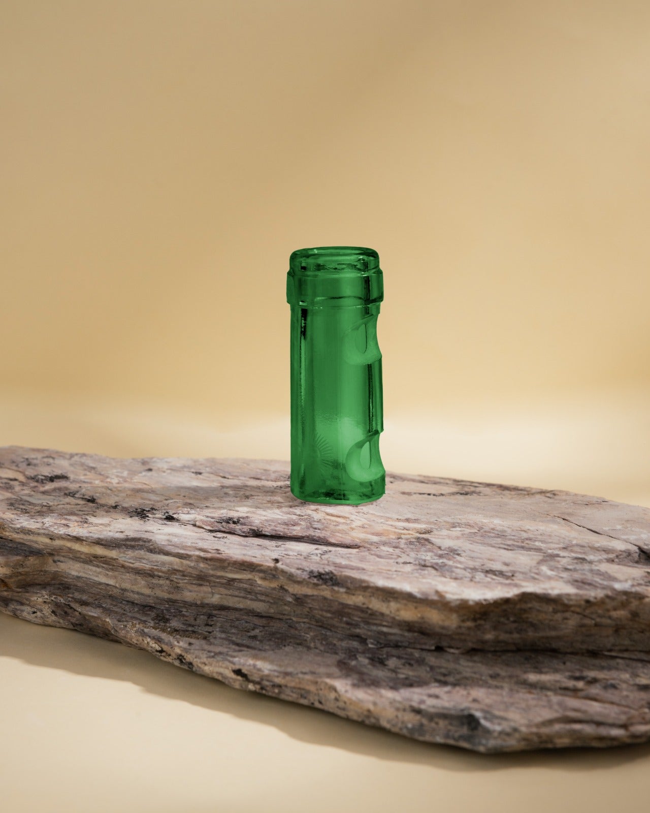 Eco-chic design recycled glass cutlery rest